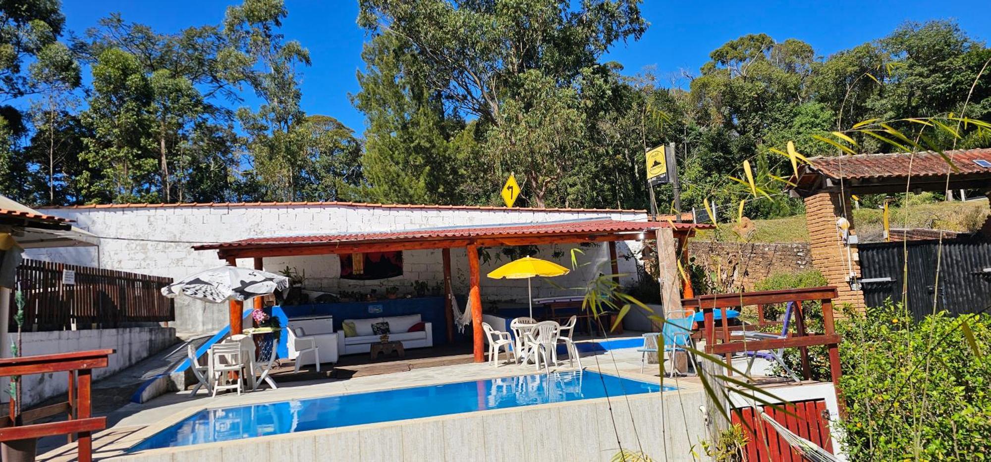Hostel Yellow House Mg إتامونتي المظهر الخارجي الصورة